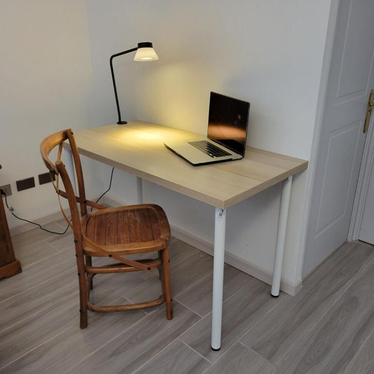 Mountain view in Las Condes, balcony and AC - Two-Bedroom Family Apartment - 5