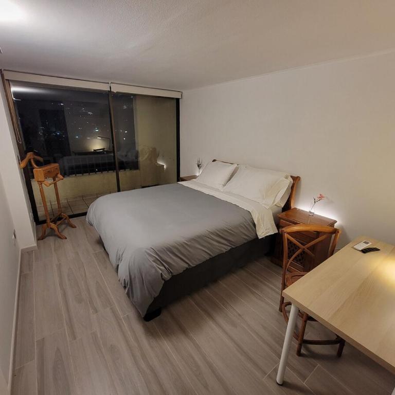 Mountain view in Las Condes, balcony and AC - Two-Bedroom Family Apartment - 43