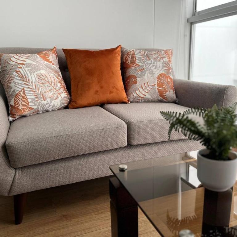 Entire apartment minutes from Miraflores - Two-Bedroom Apartment - 11