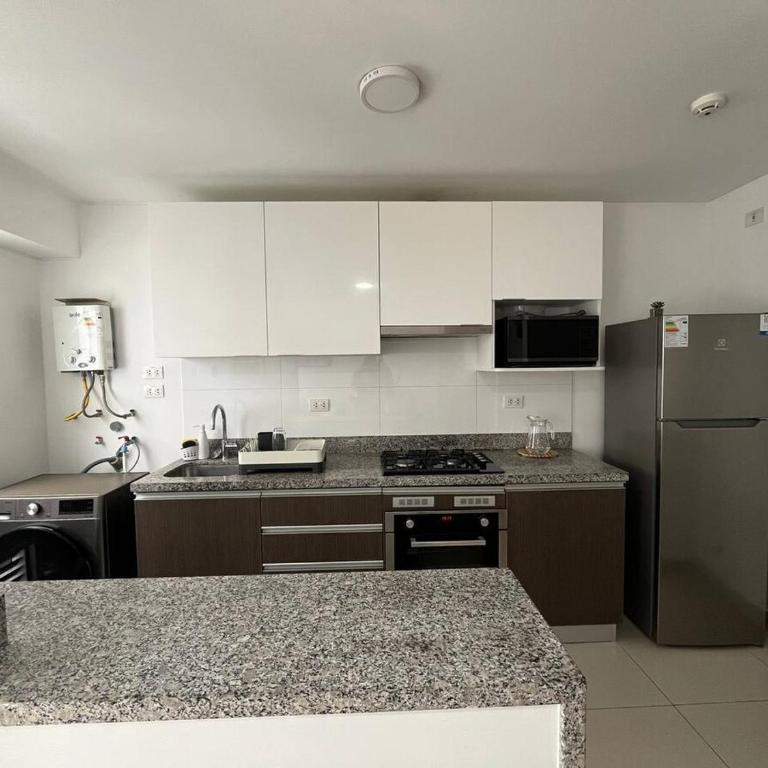 Entire apartment minutes from Miraflores - Two-Bedroom Apartment - 12