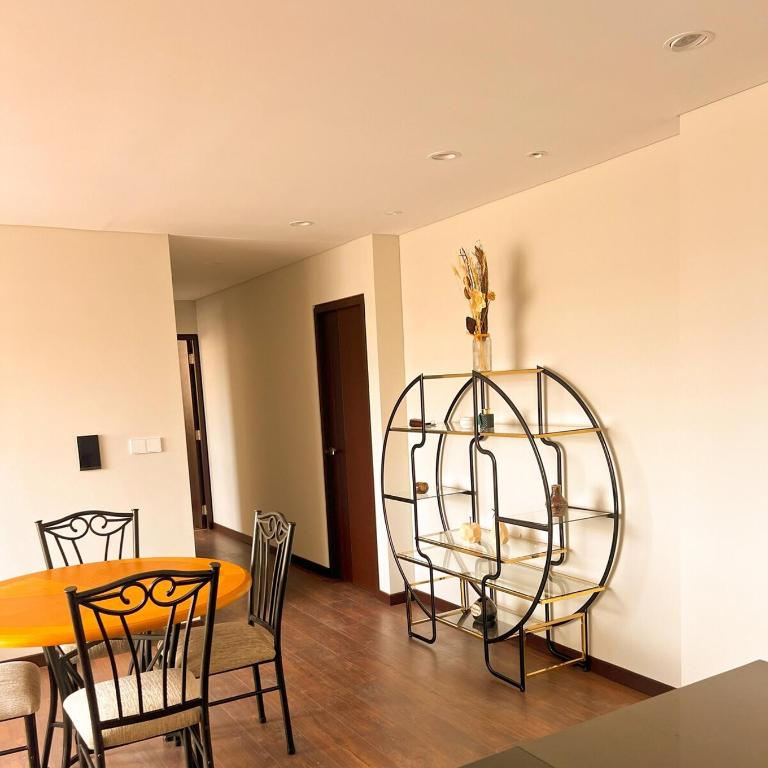 Departamento Zona Sur, nuevo y lujoso de 2 habitaciones y 2 baños en el piso 16 excelente vista y soleado - Two-Bedroom Apartment - 27