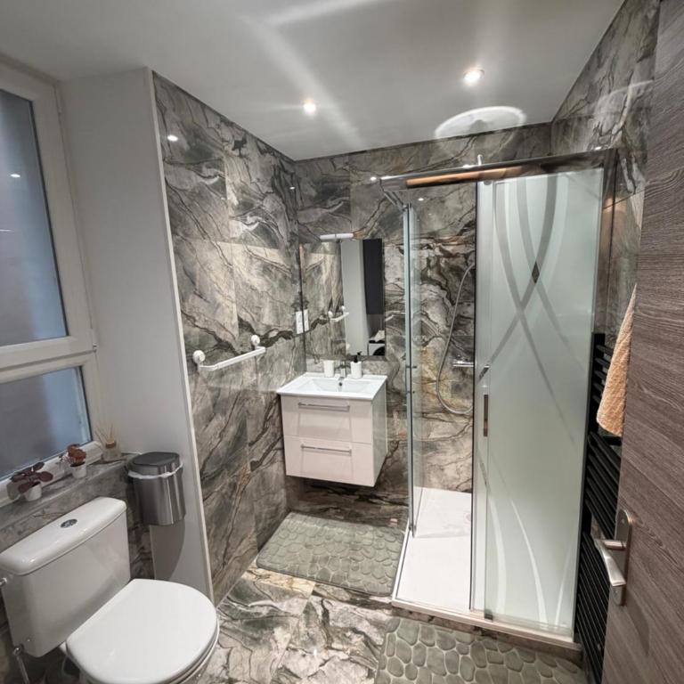 Charmant appartement, 2 chambres au bord des quais - Appartement 2 Chambres - 4