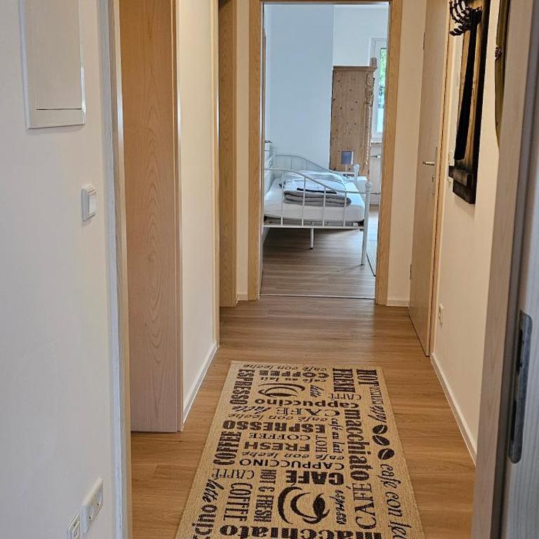 Ferienwohnung Nürnberg - Appartamento con 3 Camere da Letto e con Balcone - 1