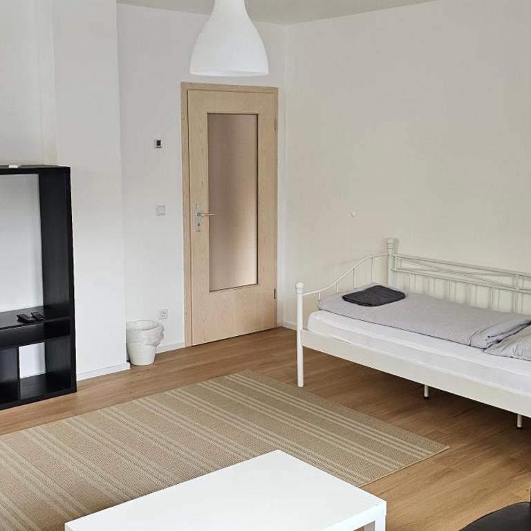 Ferienwohnung Nürnberg - Appartamento con 3 Camere da Letto e con Balcone - 5
