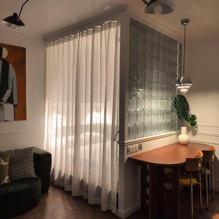 Eiffel Tower 6-Min Walk Charming Studio 3 sleeper - Appartement 1 Chambre - 4