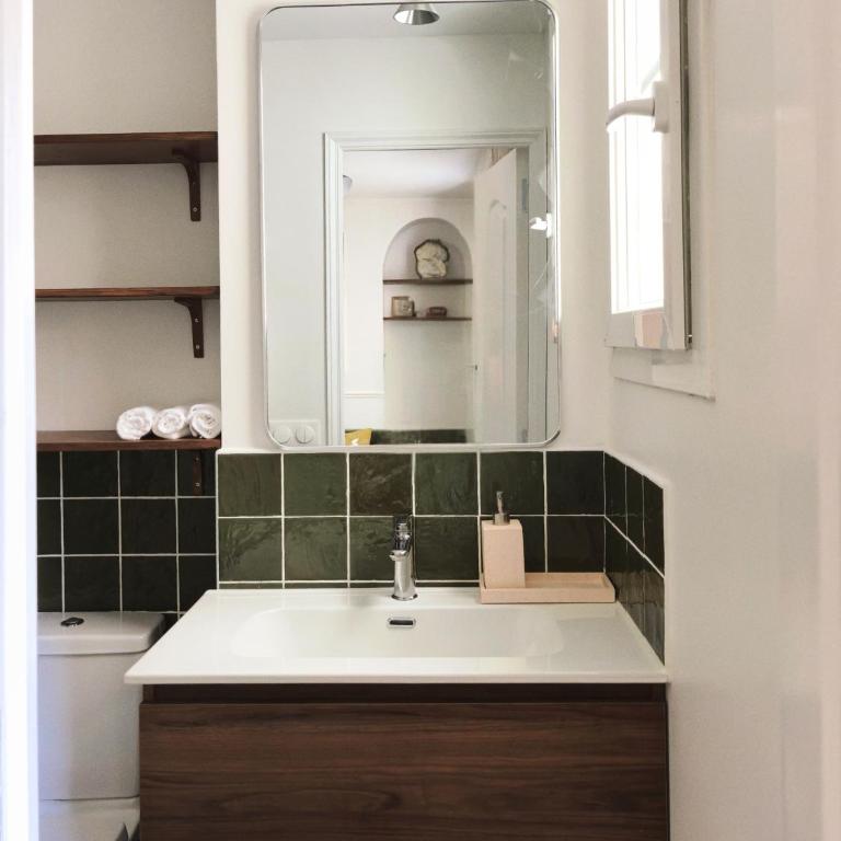 Eiffel Tower 6-Min Walk Charming Studio 3 sleeper - Appartement 1 Chambre - 32