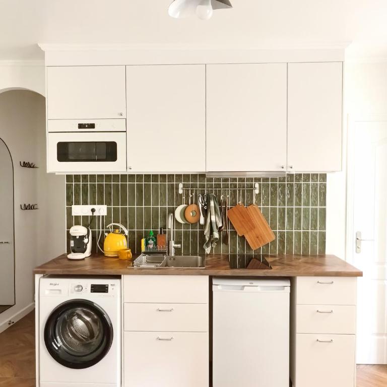 Eiffel Tower 6-Min Walk Charming Studio 3 sleeper - Appartement 1 Chambre - 45