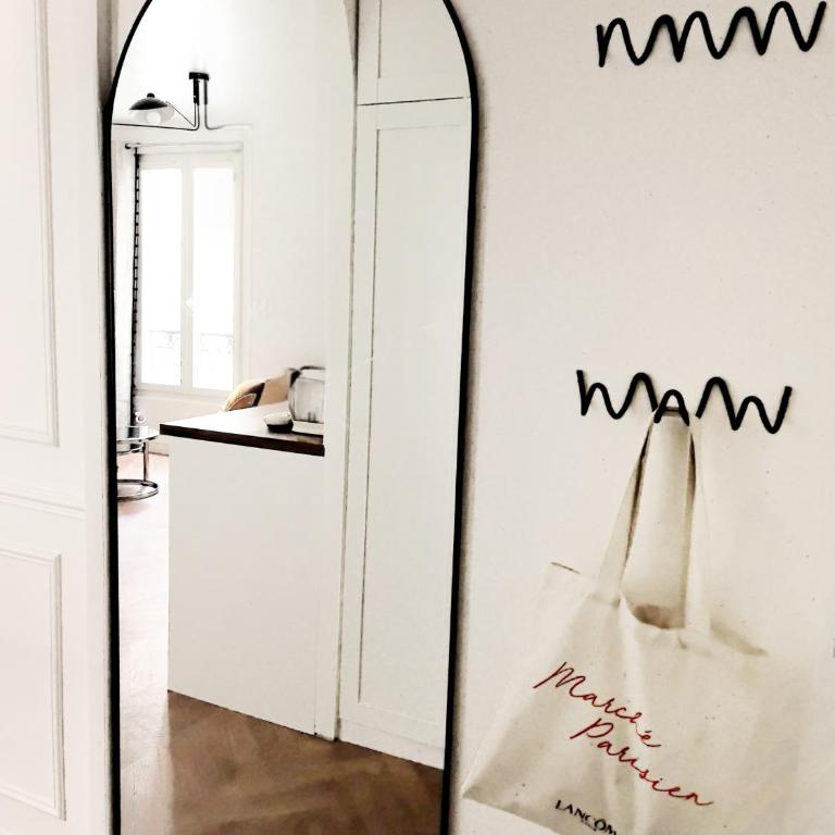 Eiffel Tower 6-Min Walk Charming Studio 3 sleeper - Appartement 1 Chambre - 47