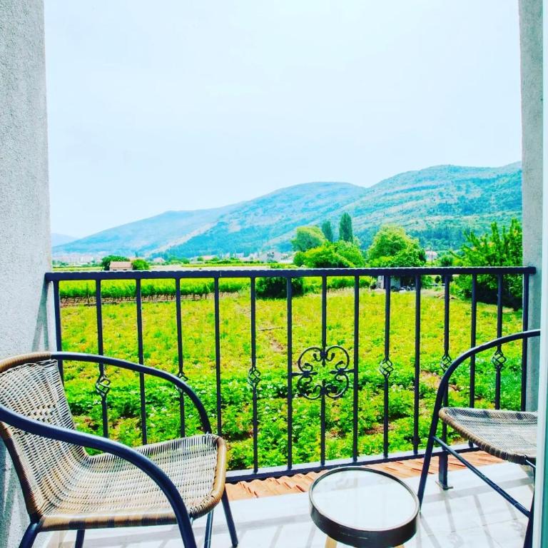 Vinarija "Đelmo" apartments - Deluks Dvokrevetna Soba sa Bračnim Krevetom/Zasebnim Krevetima i Balkonom - 2