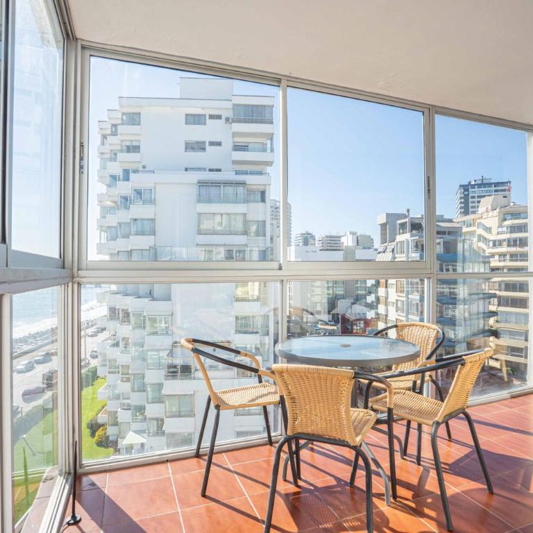Beachfront apartment in Viña - Two-Bedroom Apartment - 50