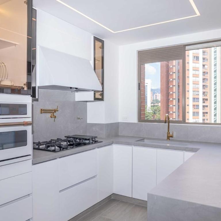 Exclusive Luxury Apartment - Poblado Medellín - Two-Bedroom Apartment - 33
