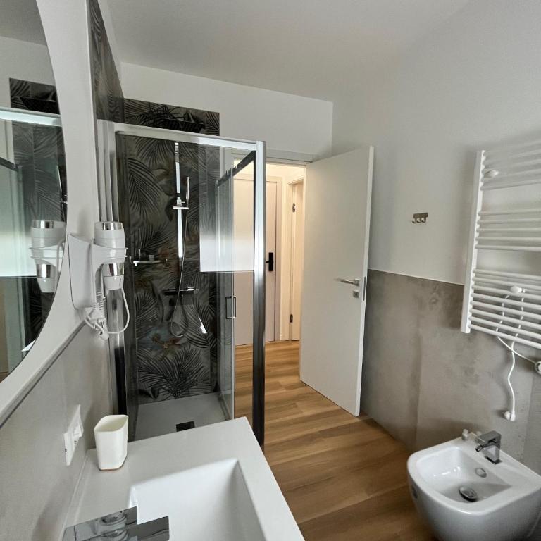 Residence Pelin - Ampia Camera Matrimoniale - 8