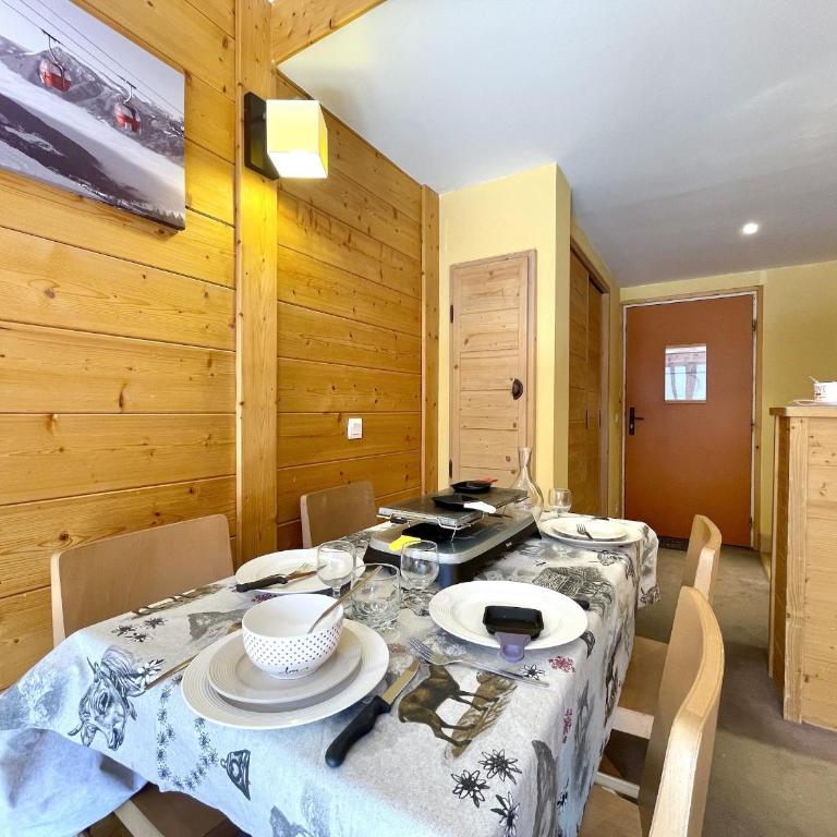 AC306 Spacieux T2 skis aux pieds coeur Menuires - Appartement Familial 1 Chambre - 11