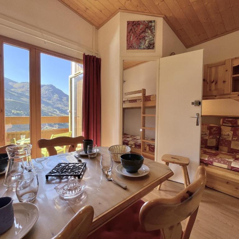 CIA81 T2 skis aux pieds les Menuires - Appartement 1 Chambre avec Balcon et Vue sur les Montagnes - 12