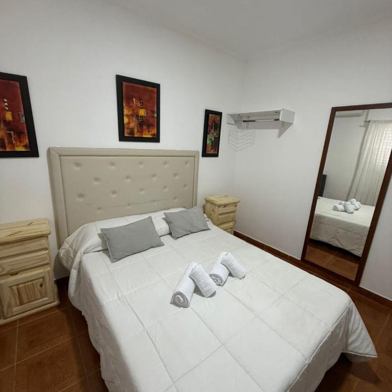 Casa por dia - Two-Bedroom House - 2