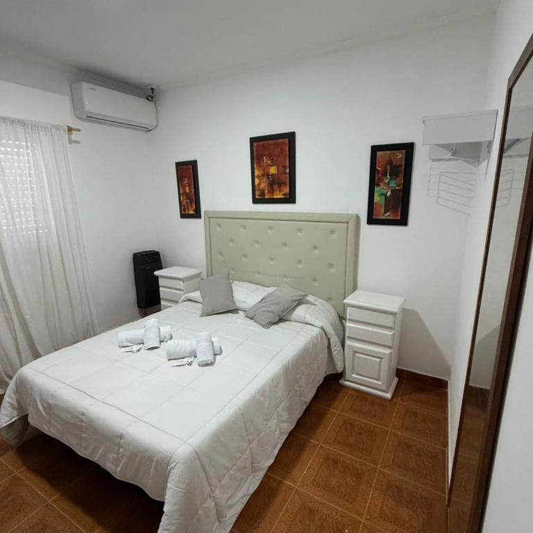 Casa por dia - Two-Bedroom House - 4
