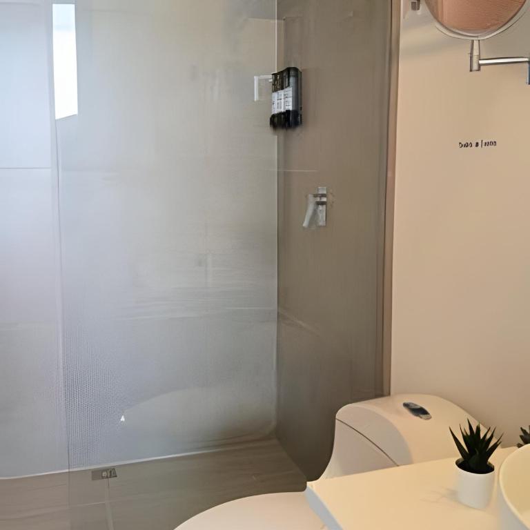 ¡Comodidad y Estilo frente al mar! - Deluxe Two-Bedroom Apartment with Garden View - 10