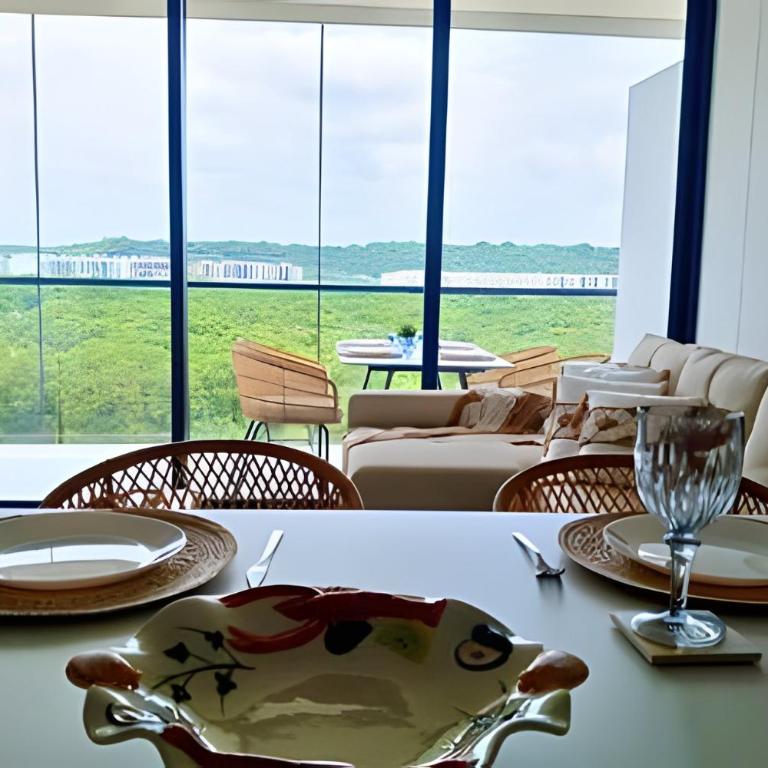 ¡Comodidad y Estilo frente al mar! - Deluxe Two-Bedroom Apartment with Garden View - 23