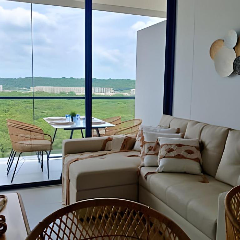 ¡Comodidad y Estilo frente al mar! - Deluxe Two-Bedroom Apartment with Garden View - 31