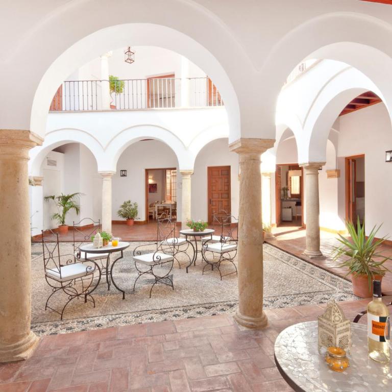 Apartamentos Casa del Aceite - Apartment Patio View - 2