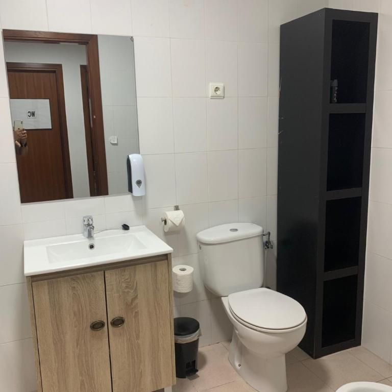 Apartamento Olano - Three-Bedroom Apartment with Balcony - 14