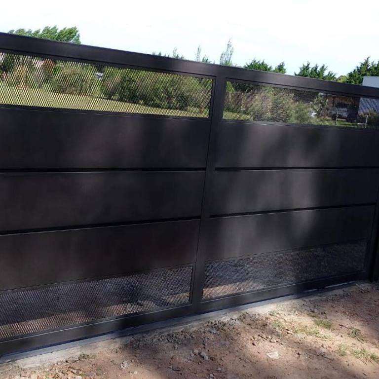 Hermosa Casa De Campo en Mercedes - Casa de 4 dormitorios - 31