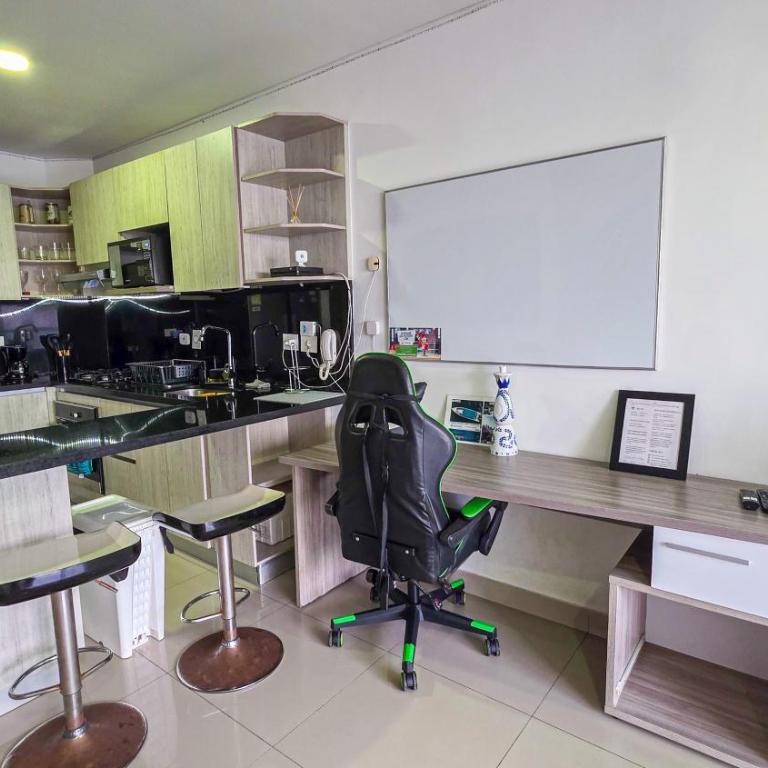 Great apartment in Bocagrande with sunset & beach view - One-Bedroom Apartment - 77