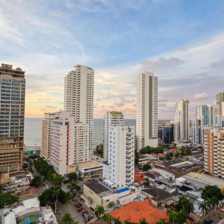 Great apartment in Bocagrande with sunset & beach view - Apartamento de 1 dormitorio - 91