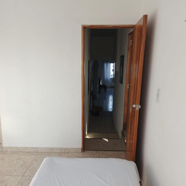 Comodas y agradables Habitaciones en Chipre - Habitación Triple Económica con baño compartido - 6