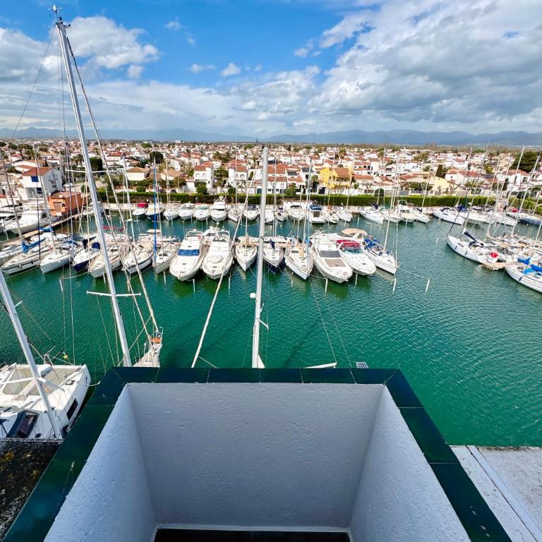 Estudio Moderno la mejor vista al puerto deportivo - Apartamento Estudio con vistas al mar - 6