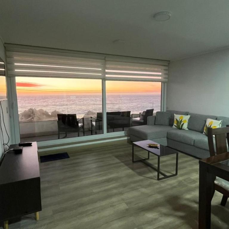 Disfruta en familia, frente al mar - Two-Bedroom Apartment - 10