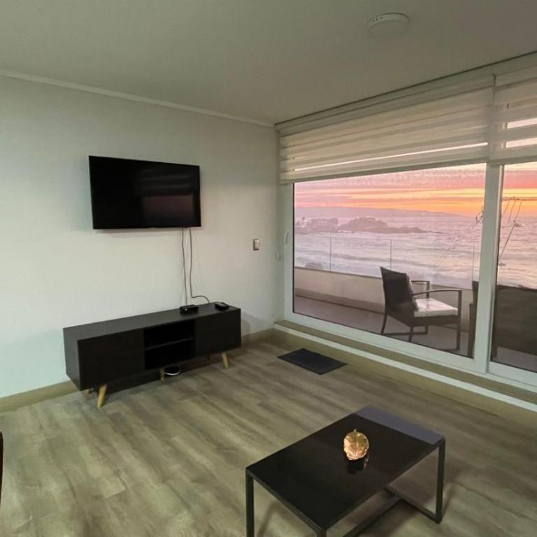 Disfruta en familia, frente al mar - Two-Bedroom Apartment - 11