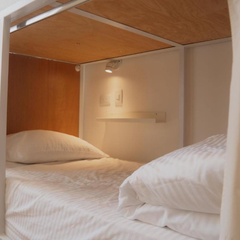 Hostal Macondo Bogotá - Cama en habitación femenina compartida de 4 camas - 4