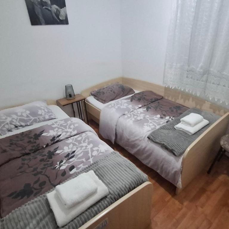Macy 25 - Two-Bedroom House - 4