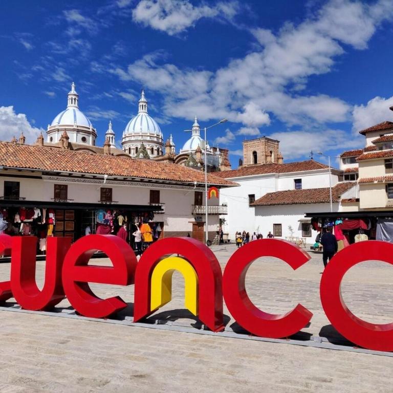 Departamento en Cuenca - Apartamento de 3 dormitorios - 24