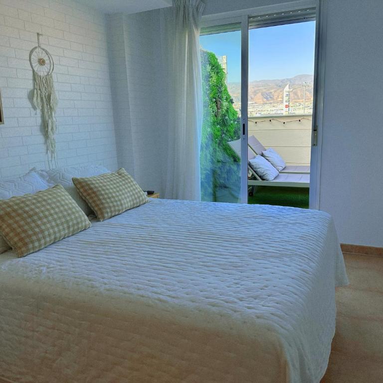 Ático con Piscina, Terraza, Parking y vistas en Las Salinas - Two-Bedroom Apartment - 18
