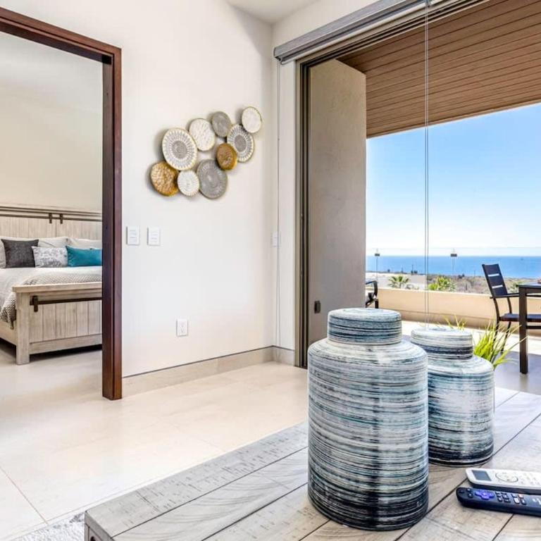 Stunning 2BR Ocean Views & Gym Pool at Vista Vela - Apartamento - 10