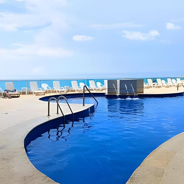 Increíble vista al mar en el corazón de Bocagrande - Two-Bedroom Apartment with Balcony and Sea View - 23