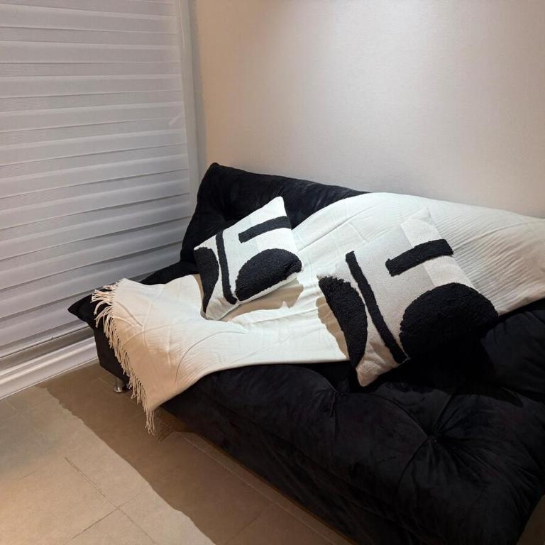 Amanecer del Faro - Three-Bedroom Apartment - 6