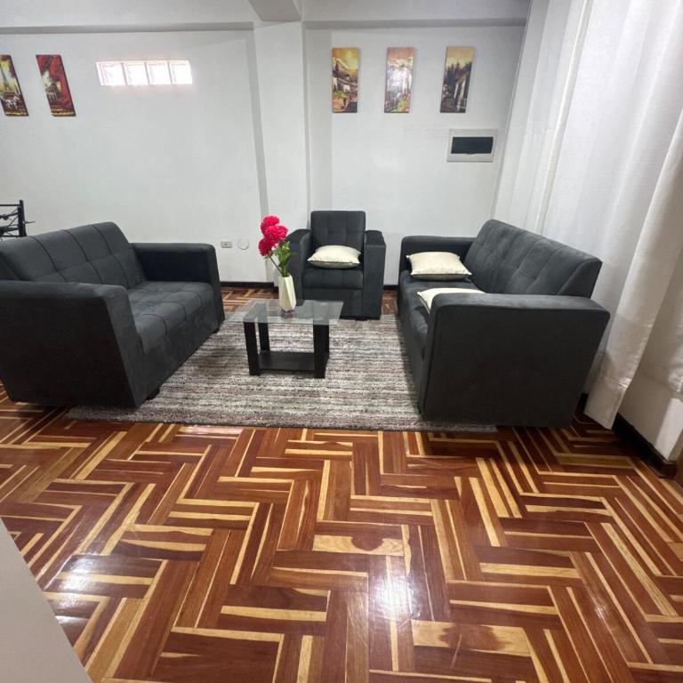 Siéntete como en casa, excelente apartamento - Three-Bedroom Apartment - 31