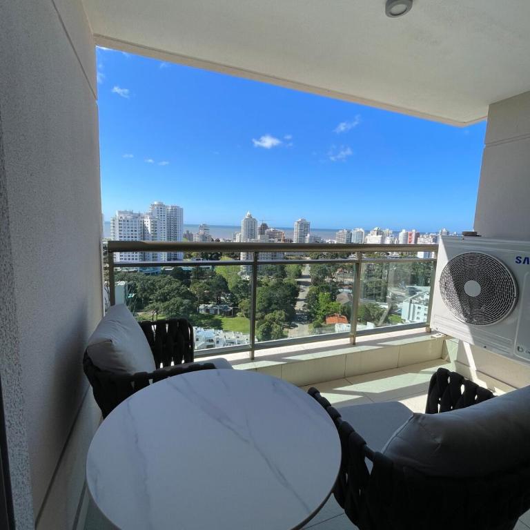 Apartment on a high floor with 2 bedrooms - Two-Bedroom Apartment - 5