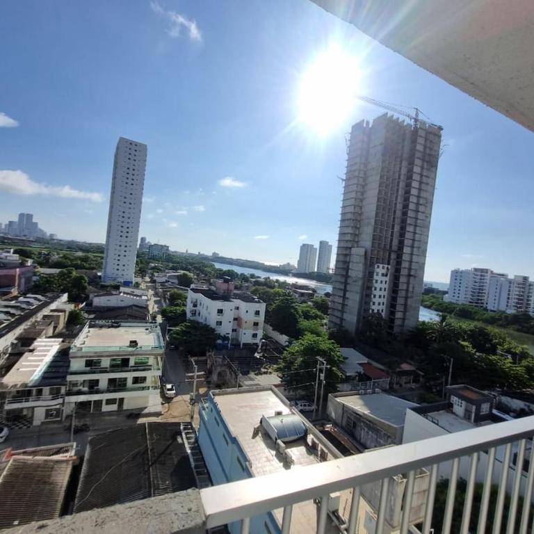 Entrelagos 905 - Apartamento de 2 dormitorios con balcón - 1