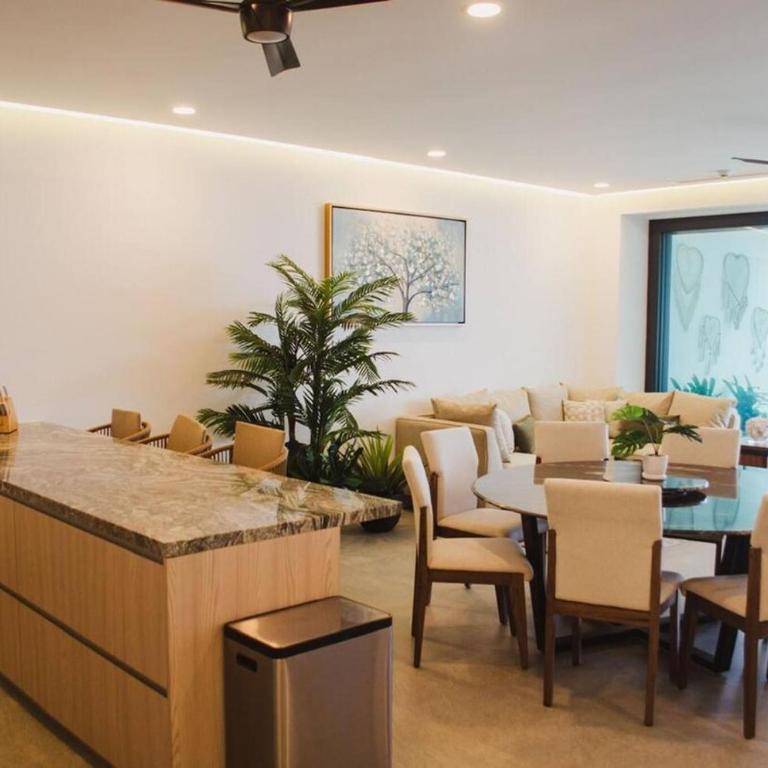 Sea Breeze Retreat 4BR Oceanfront - Apartamento - 8