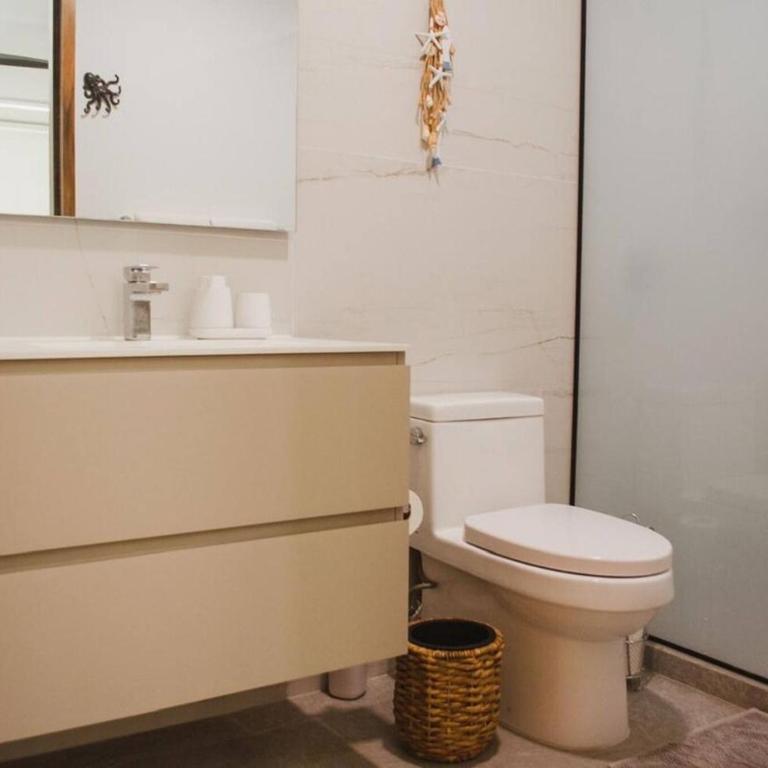 Sea Breeze Retreat 4BR Oceanfront - Apartamento - 15