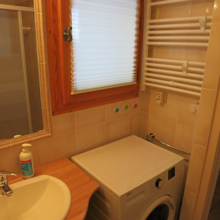 Appartement 2 chambres pour 5 pers avec billard et parking - FR-1-836-11 - Apartment - 9