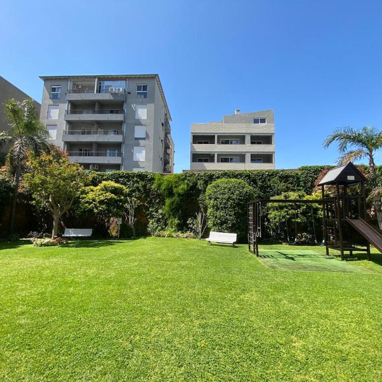 Tigre Center Tower - Con piscina y seguridad 24hs - Opcional cochera - Apartamento de 1 dormitorio - 24