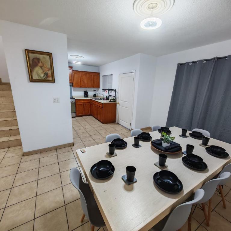 Comfortable 3 bedroom house - Casa de 3 dormitorios - 3