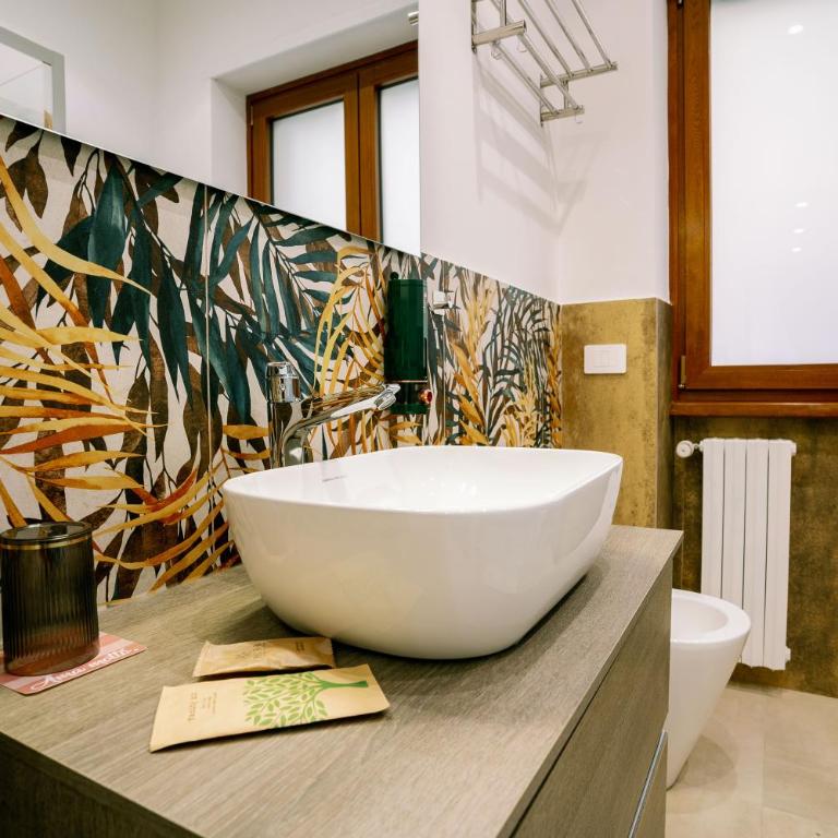 4 Seasons Roma Trastevere - Camera Tripla con Balcone - 24