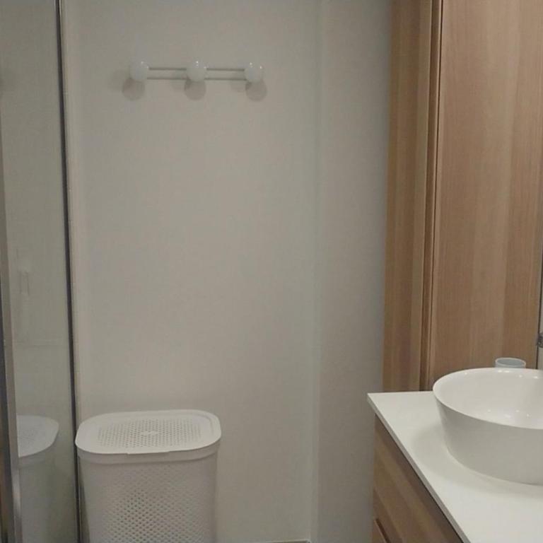 Harmonieux 70 m avec BALCON vue sur la MER - Appartement - 10