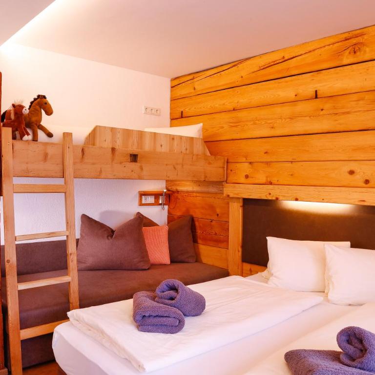 Hotel Forsthof - Classic Dreibettzimmer - 4